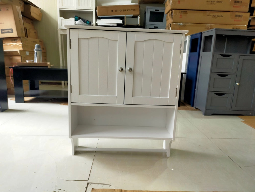 Armadio pensile da bagno bianco in MDF con ripiani regolabili