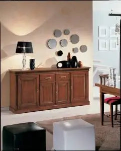 Credenza madia buffet 4 ante bugnate in legno noce mod arcadia