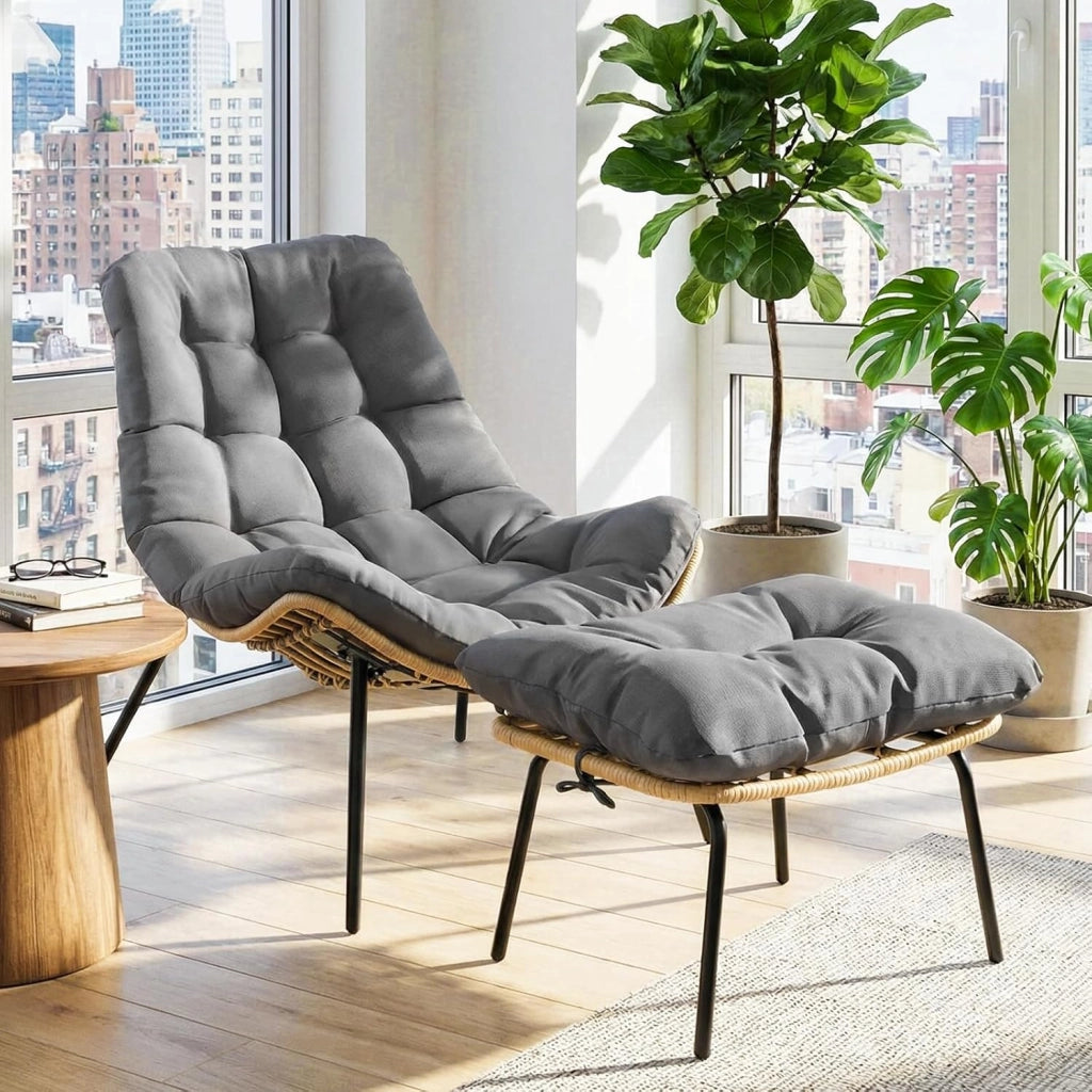 Sedia a sdraio con sgabello, in rattan, resistente alle intemperie, fino a 120 kg, poltrona da balcone con cuscino rimovibile, cuscino impermeabile, per giardino, balcone, soggiorno, cortile