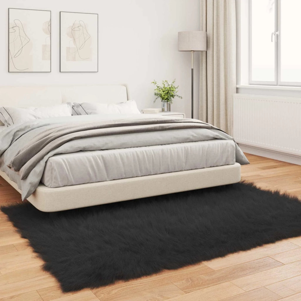 Tappeto in finta TAFALLA Nero 200 x 280 cm Poliestere 42021573