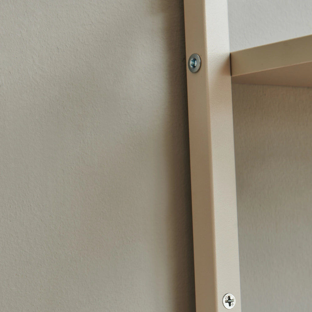 Scaffale Sopra WC Ljukhobro a 3 Ripiani Mensola da Bagno 164 x 64 x 20 cm - Grigio [en.casa]