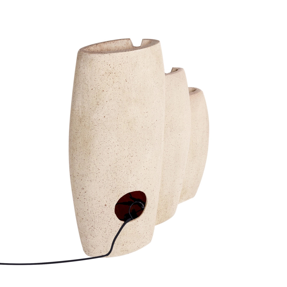 Fontana d'acqua da esterno in resina beige Luce da giardino LED inserita Design moderno