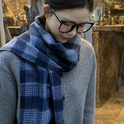 Schiacchi di donna, molti colori, blu marino, sciarpa di lana per autunno e inverno