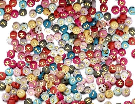 Lettere acriliche colorate 300 pezzi - Alfabeto completo - Creazione di gioielli - Fai da te - Materiale di alta qualità