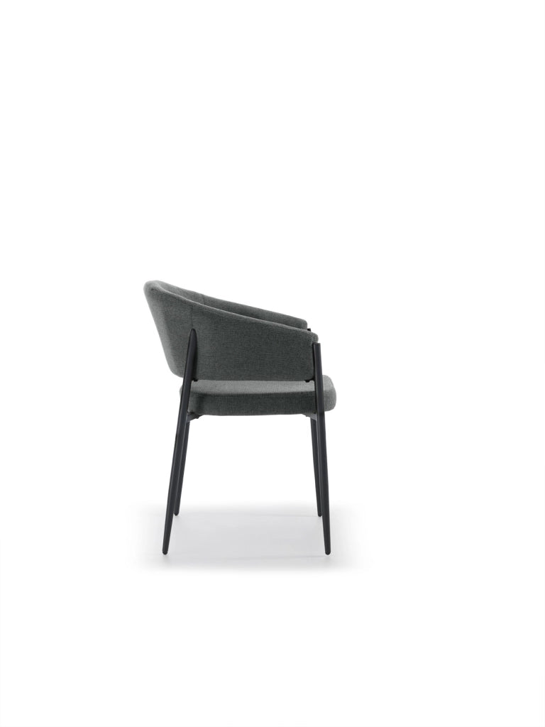 Sedia da interni Maya con braccioli, struttura in metallo antracite e seduta in tessuto Easy-Clean grigio scuro - Design Elegante