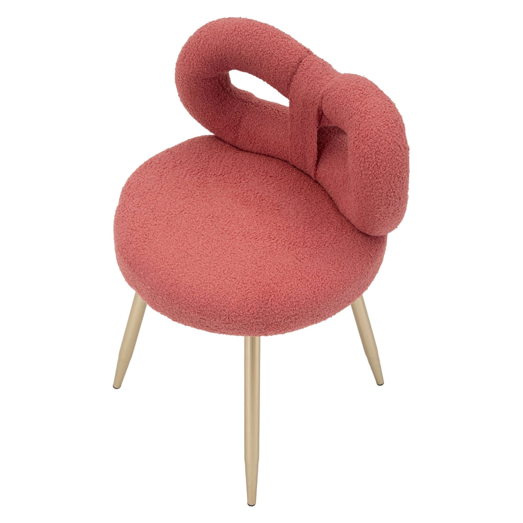 Rishik, Sedia una Sedia, Rosa