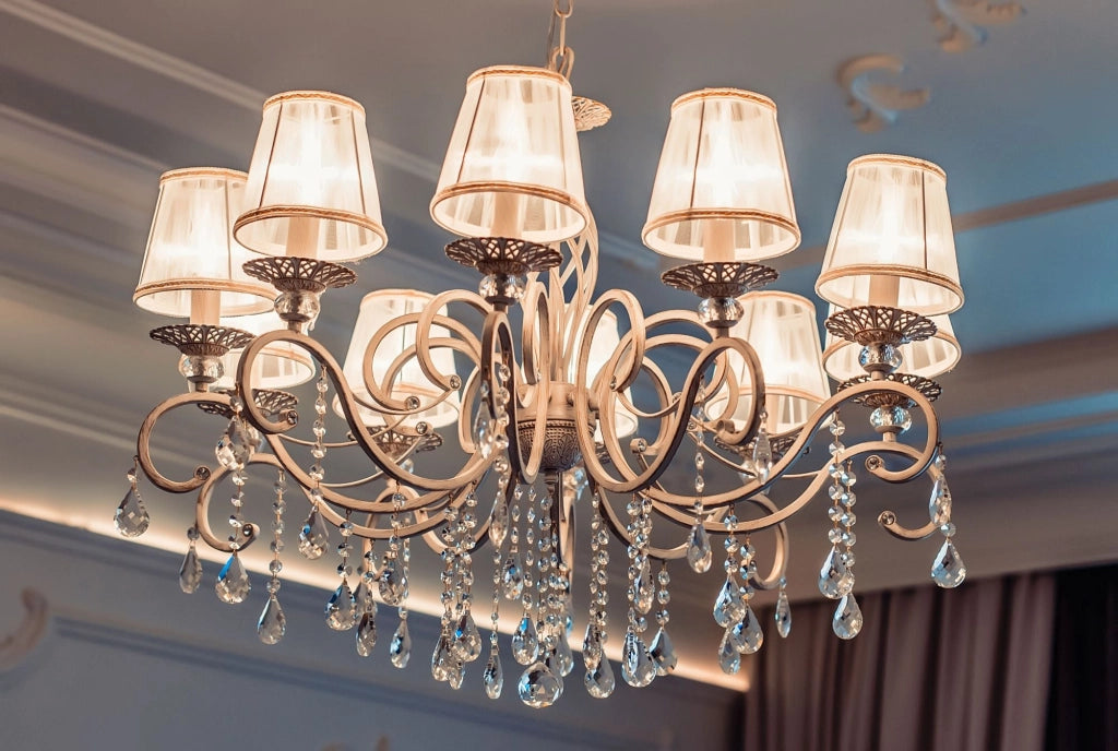Lampadario Elegant in Metallo Grace Bianco con Oro