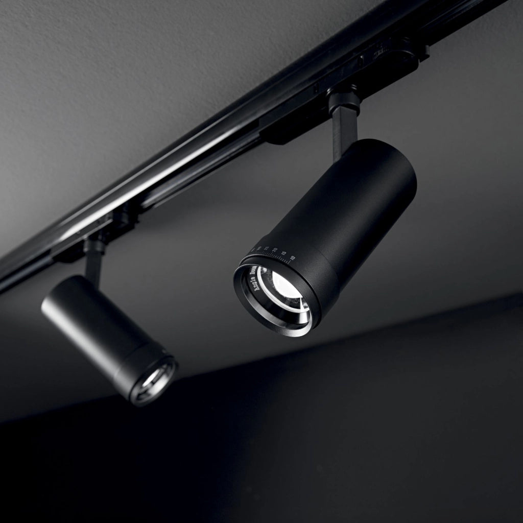 PROIETTORE A BINARIO LED EXPLORER NERO 30W 4500LM CCT 3000-4000K  7,1X16,7CM
