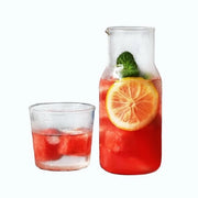 Completamento della camera da letto - Set di caraffa acqua e bicchiere - Capacità 500 ml e 200 ml - Materiale borosilicato - Design moderno - Resistenze al calore - Accessori per la camera da letto