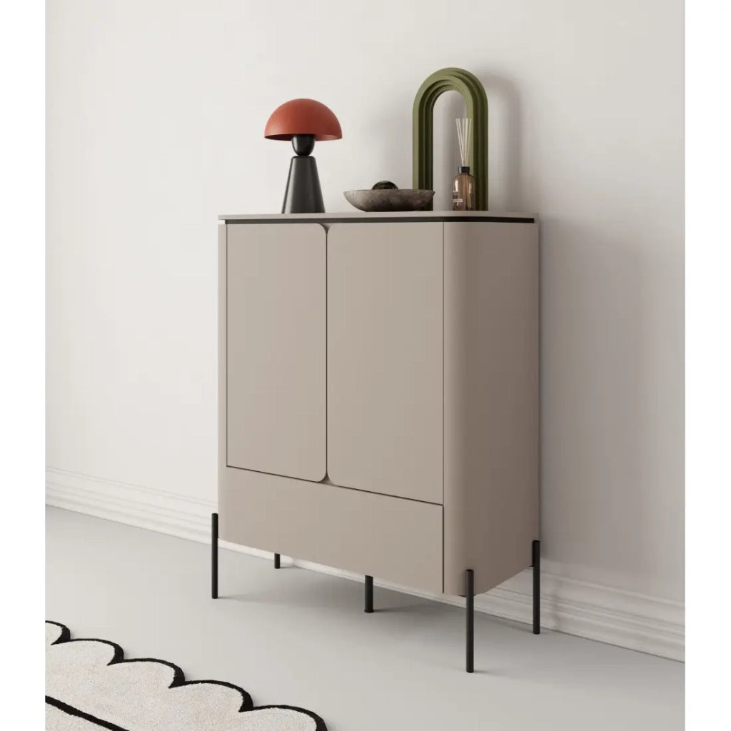 Buffet alto BELLA 2 porte 1 cassetto – Finitura Congo opaco – Piedi in metallo neri eleganti