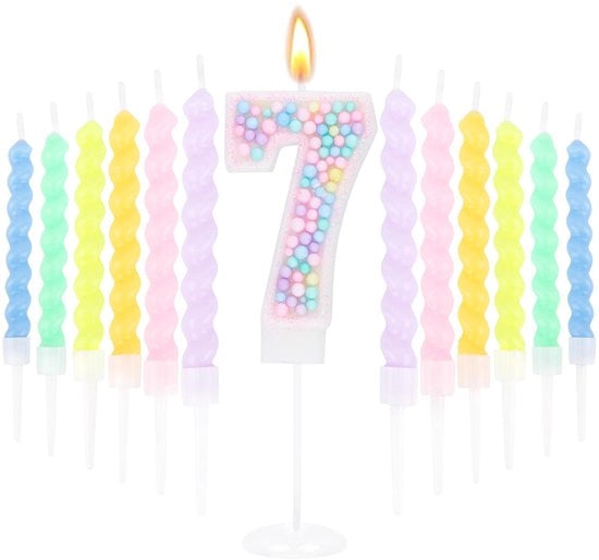 Candela a forma di numero 7 con 12 candele a spirale per bambine