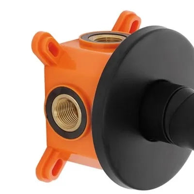 Miscelatore doccia Flat in ottone nero opaco con corpo incasso incluso