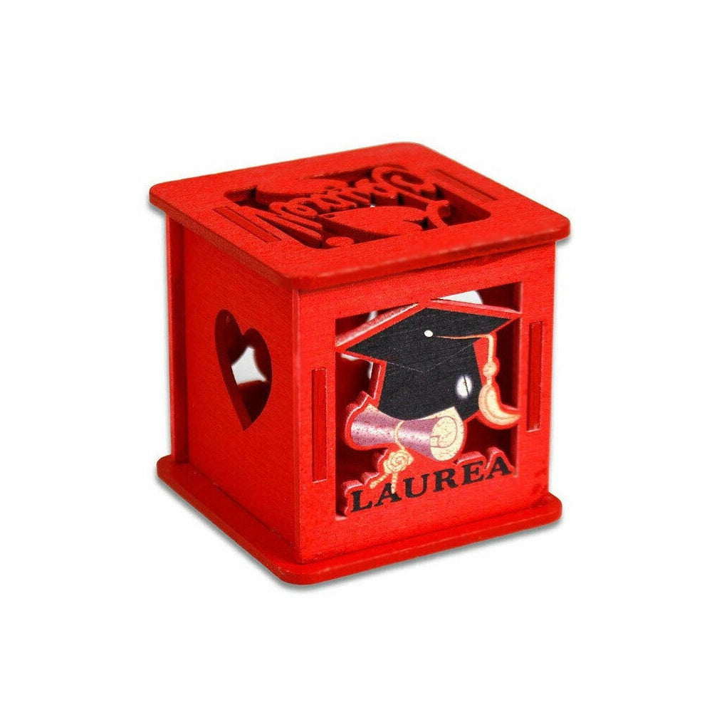 Trade Shop - Scatolina Cubo In Legno Rosso Con Coperchio Porta Confetti Bomboniera Per Laurea -