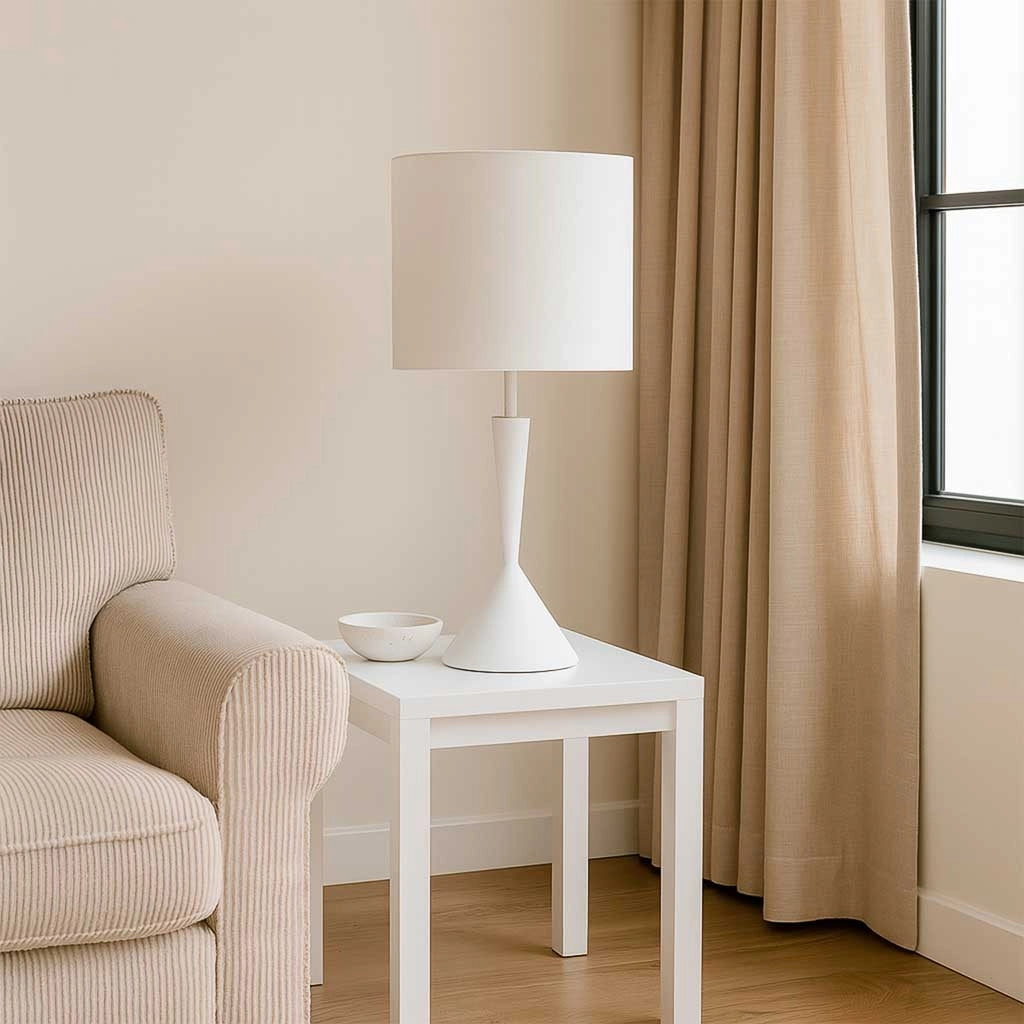 Lampada da tavolo in metallo bianco 30x30x52/66h cm