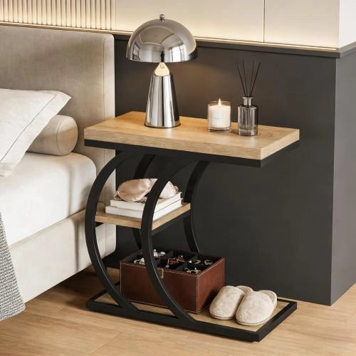 Tavolino laterale a C con 3 ripiani in metallo e legno per soggiorno e camera da letto; nero e marrone; 60×30×58 cm