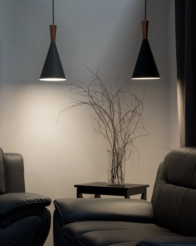Lampada a sospensione a sospensione con paralume grigio cono geometrico dal design moderno e minimalista