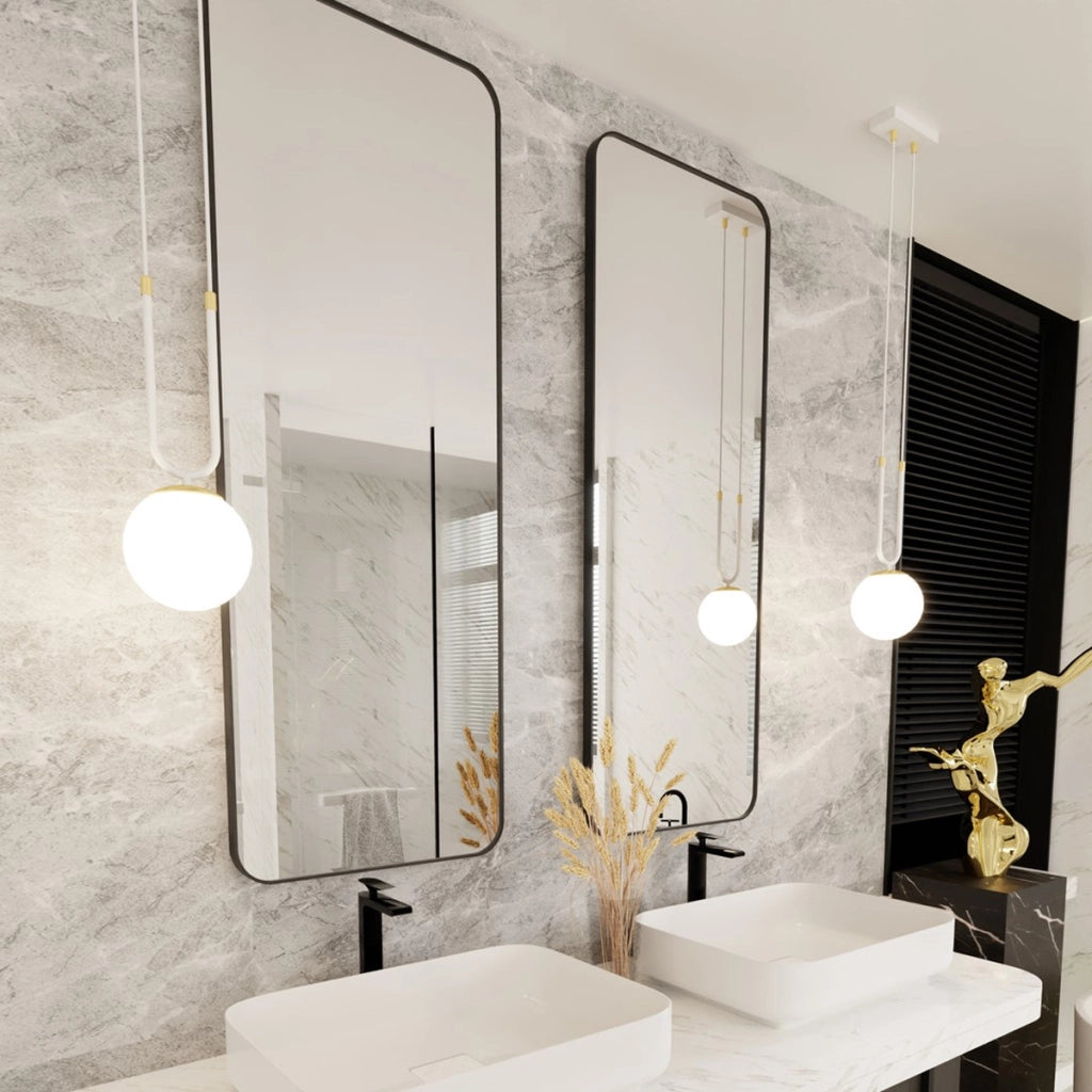 Lampada a sospensione GLAM in acciaio bianco opale e oro