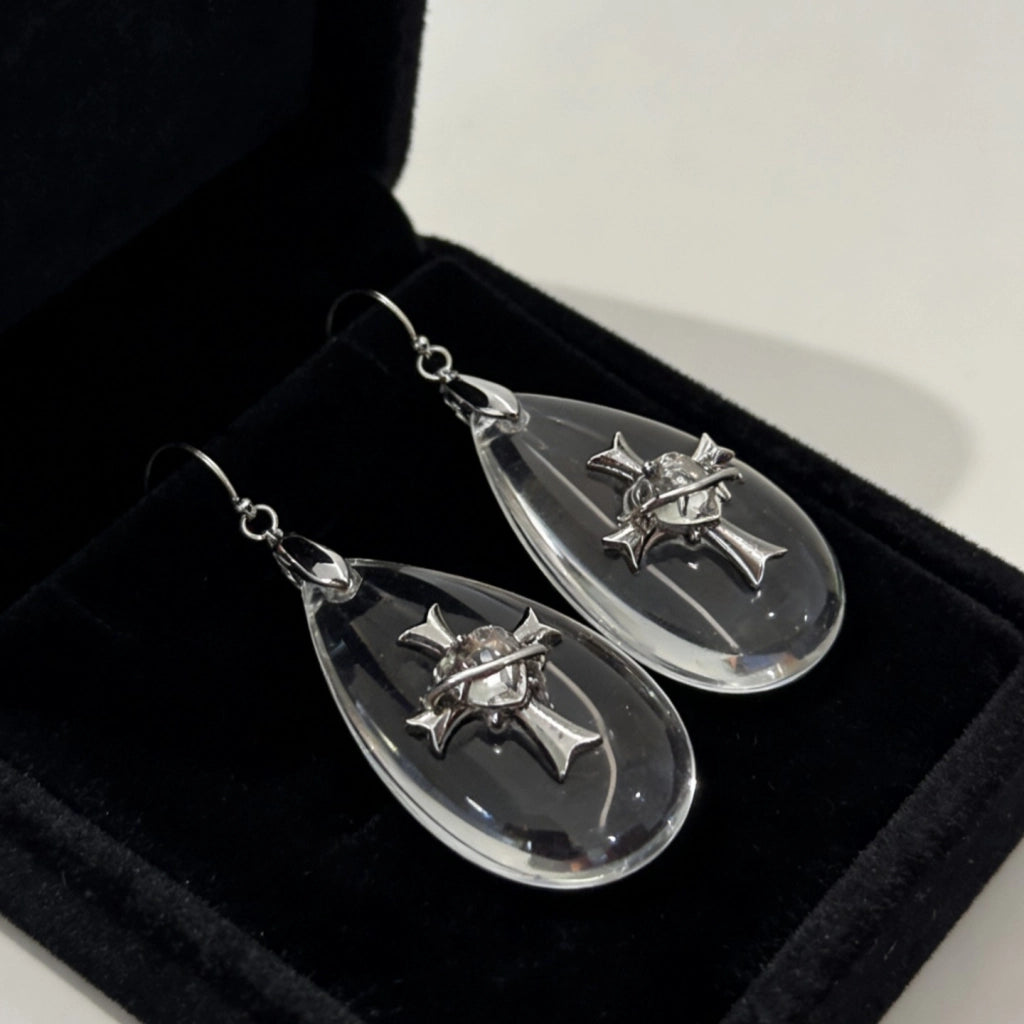 Nuovi orecchini a goccia trasparenti e alla moda per le spose, perfetti da indossare sull'abito da sposa, eleganti orecchini lunghi, ideali per il look nuziale.