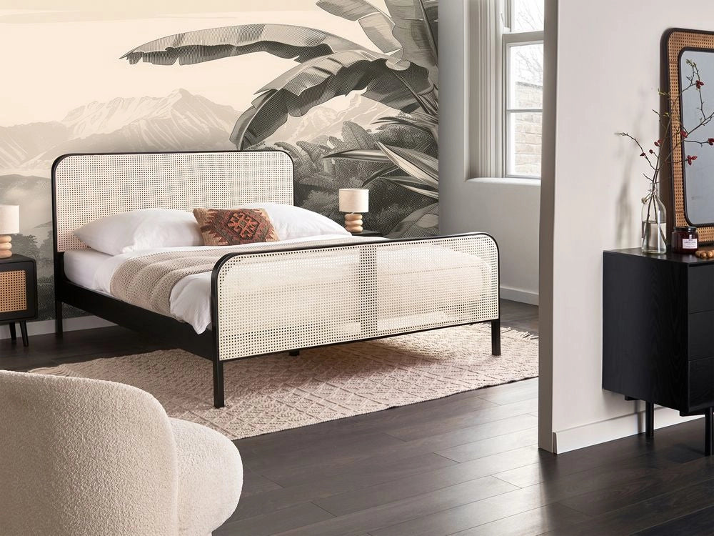 Letto in legno di pino nero UE matrimoniale 160 x 200 cm con testata a treccia viennese a doghe stile rustico minimalista