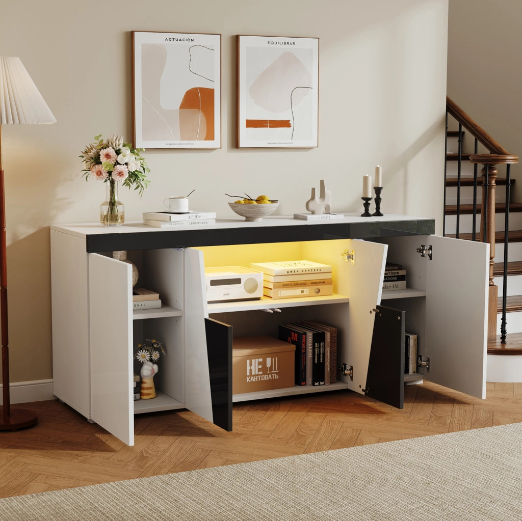 Credenza moderna con ante a contrasto e illuminazione LED
