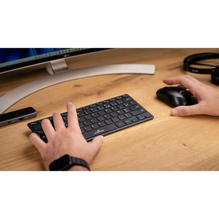 Tastiera wireless e pacchetto mouse - BlueStork - No./fr - Ultra Compact - Black Pack