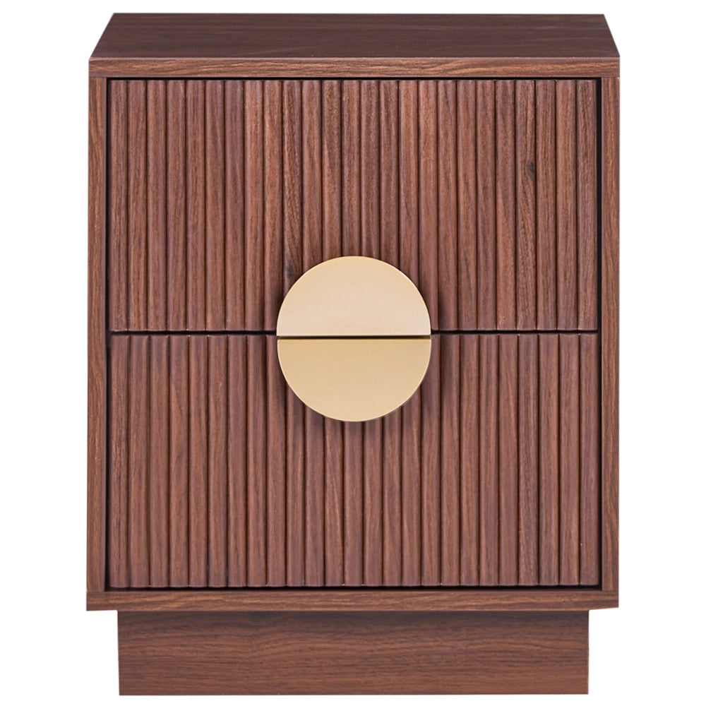 Comodino a 2 cassetti marrone scuro in MDF con maniglie in metallo, frontali scanalati e design moderno per camera da letto