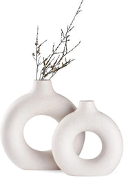 Set di vasi ceramici bianchi donut per accessori di design moderno, vasi a forma rotonda opachi per pampas, stile boho neutrale minimalista scandinavo (grande + piccolo)