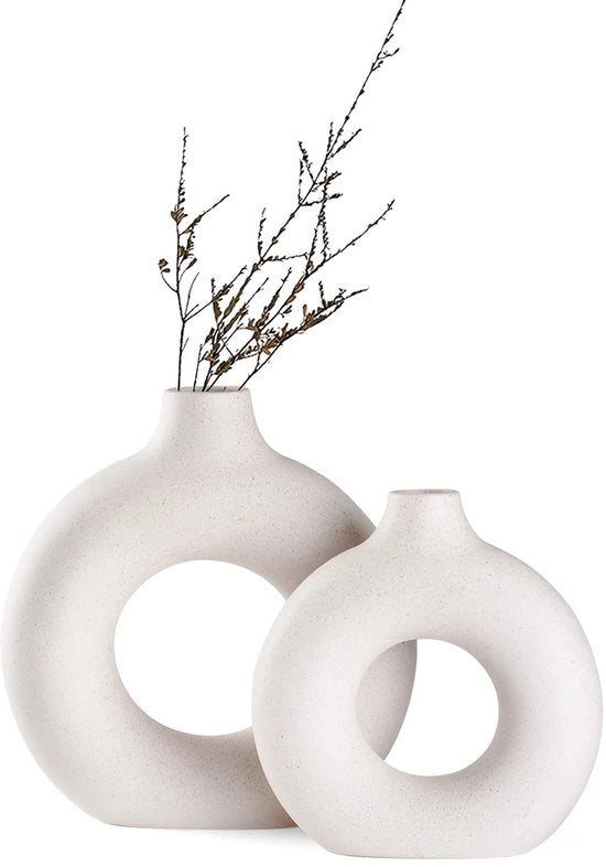Set di vasi ceramici bianchi donut per accessori di design moderno, vasi a forma rotonda opachi per pampas, stile boho neutrale minimalista scandinavo (grande + piccolo)