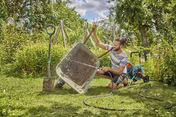 Gardena Liano pompa da giardino 10 m Sul suolo Cloruro di polivinile (PVC) Nero, Grigio
