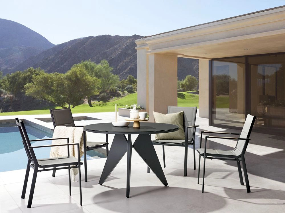 Set di mobili da esterno tavolo rotondo da pranzo nero 110 cm in alluminio e legno sintetico 4 sedie cuscini grigi