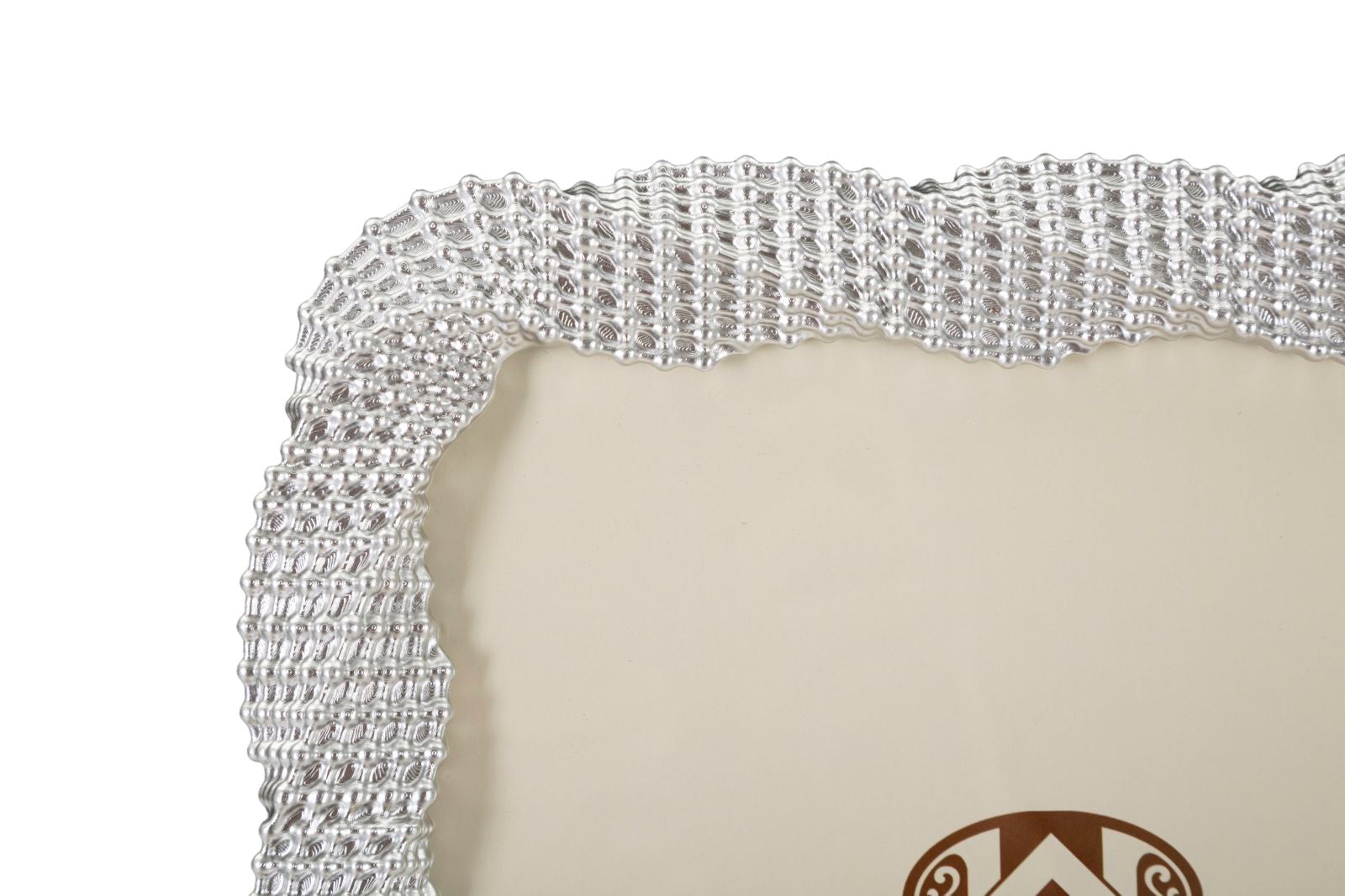 Cornice Bead Silver 25x2,2x30,2 cm in Poliresina e Vetro