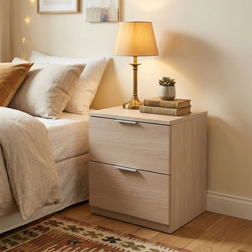Comodino Artiglio, Comodino moderno a 2 cassetti, Tavolino da notte, ComÒ² basso per camera da letto, cm 38x34h45, Rovere