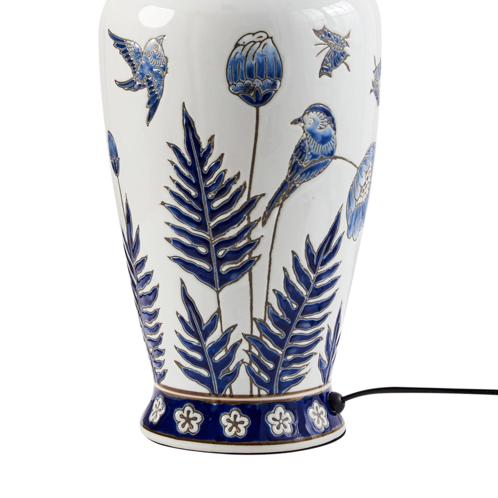 Lampada da tavolo Base in porcellana bianca e blu Paralume a tamburo in lino con patten floreale Illuminazione elegante