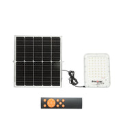 Lampada LED da 1200 lm, 3500K/6500K con pannello solare da 25 W, batteria LifePO4 da 3,2 V/20 Ah, sensore di movimento e telecomando IP66 Breckner Germany