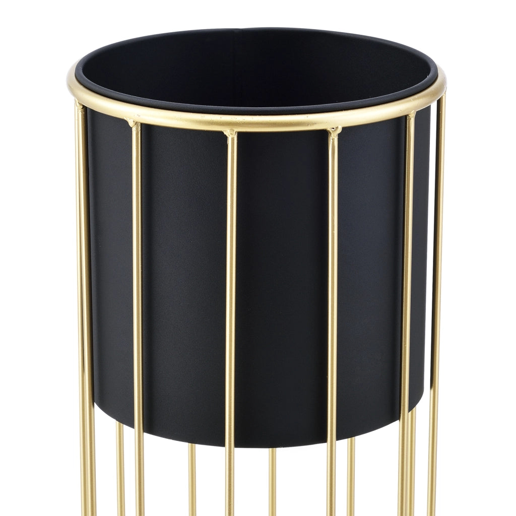 Set di 2 Portavasi in Metallo Supporto per Piante in 2 Misure Diverse con Coprivaso Nero e Base di Forma Rotonda in Color Oro