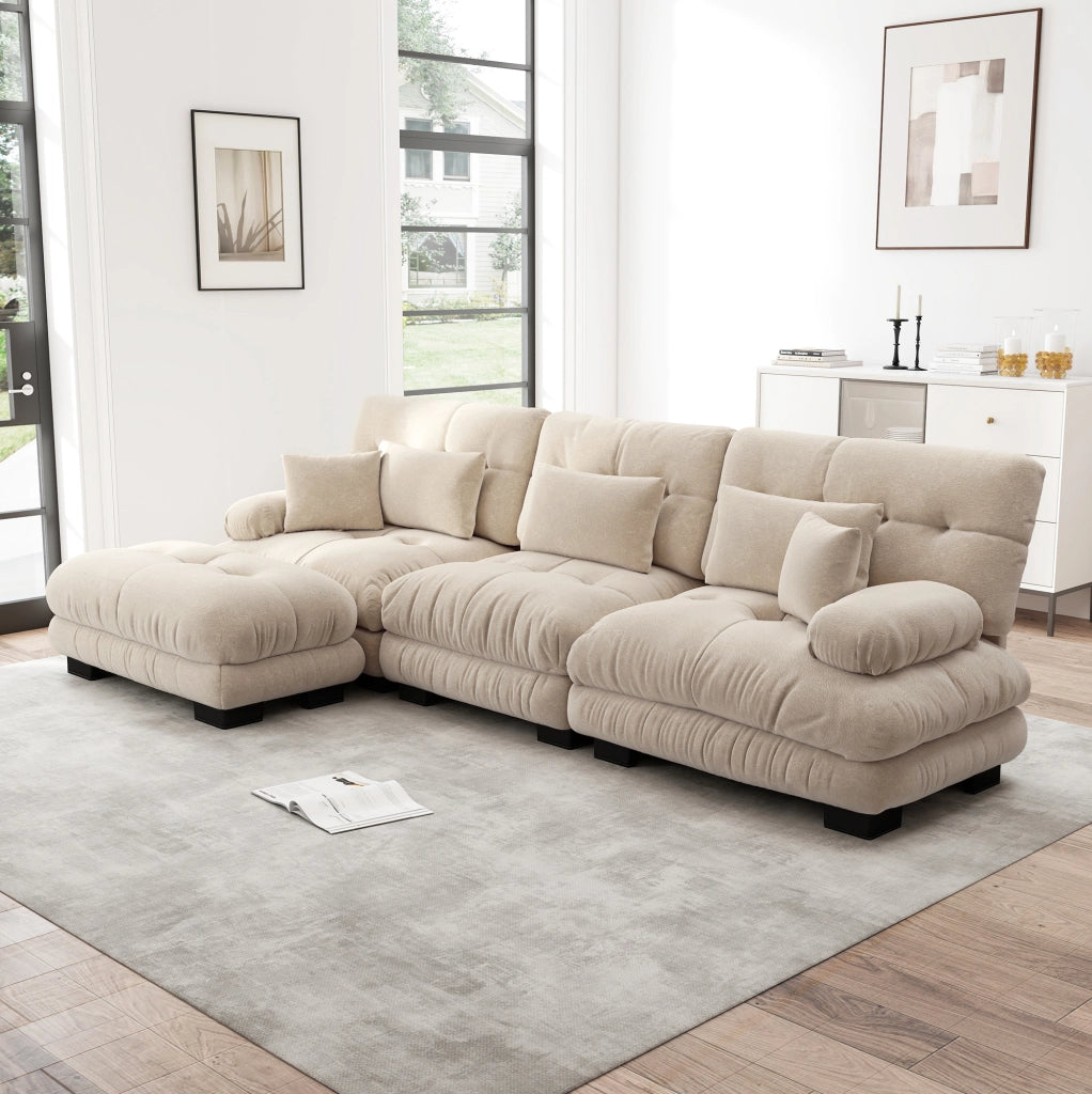 Divano modulare in ciniglia con ottomani mobili; 313×145×81 cm; color caffè chiaro