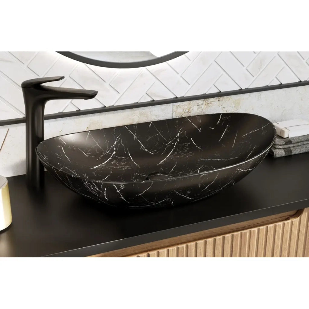 Lavabo ovale da appoggio 61,5x36 cm nero effetto marmo in ceramica opaca