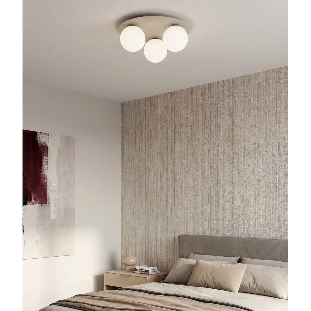 Lampada da soffitto SOLAR in acciaio mokka e vetro opale