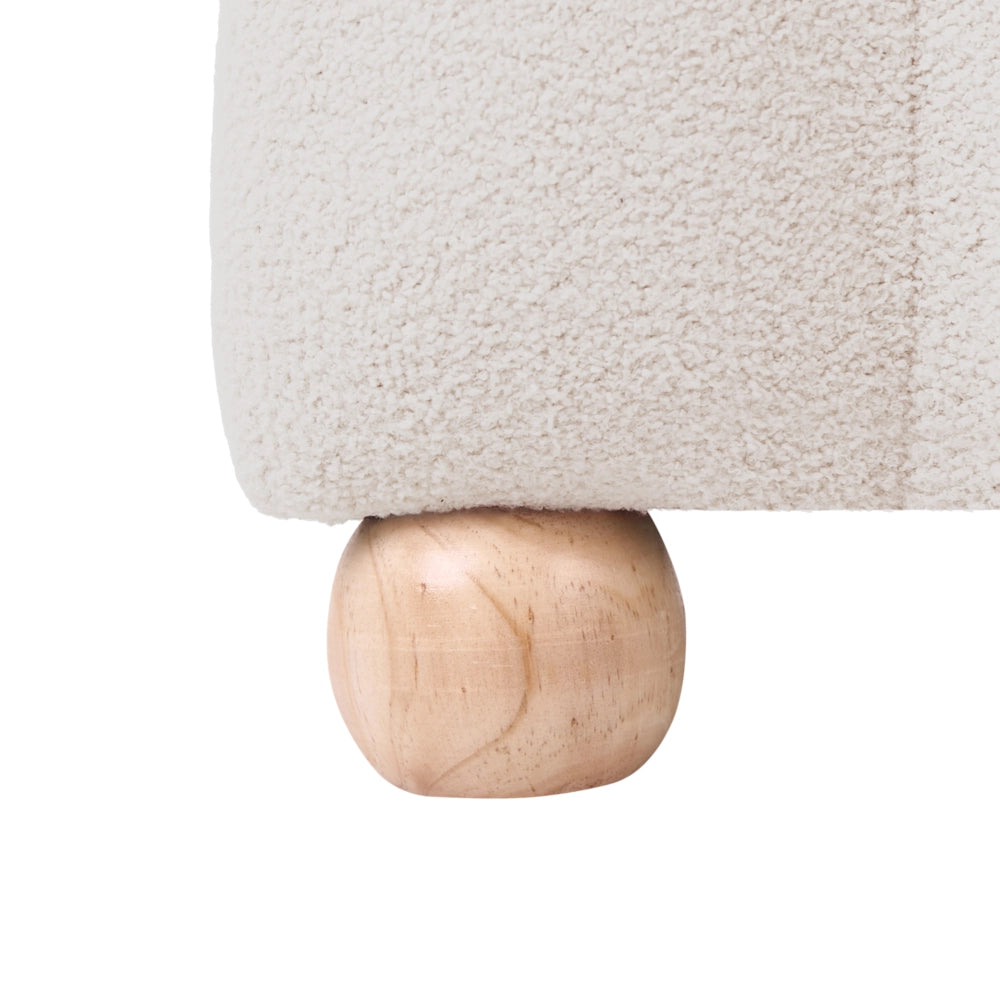 Pouf a coste con rivestimento in bouclé gambe in legno bianco sporco design moderno, accessori per il soggiorno