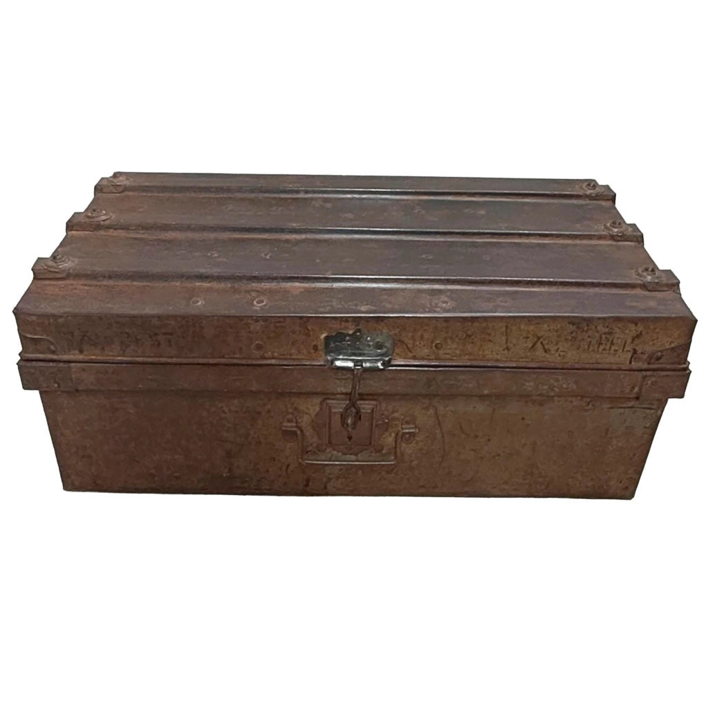 Valigia artigianale in metallo, 67x37x25h cm