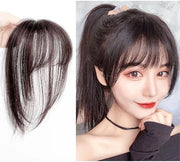 Pruica da Pony Clip-in Leggera - Frangia da Pony - Capelli Sintetici - Castano Scuro - 25 cm - Adatta a Tutti i Tipi di Volto - Pezzo di Capelli