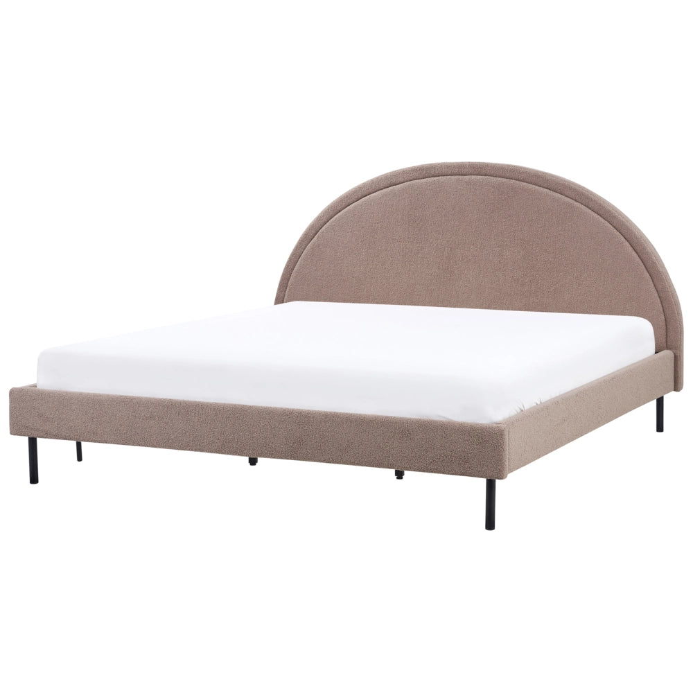 Letto matrimoniale in poliestere bouclè beige imbottito con base a doghe e testiera rotonda 180 x 200 cm minimalista retrò