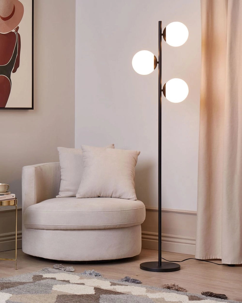 Lampada da Terra in Metallo dorato 3 punti luce Tonalità Bianche Rotonde design moderno contemporaneo