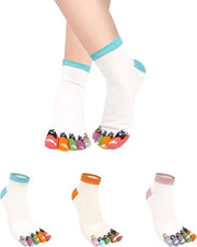 Sokker per bambina con cinque dita in cotone a strati sportive per scarpe da corsa con delicati poli in cotone azzurro rosa arancione tre pezzi.