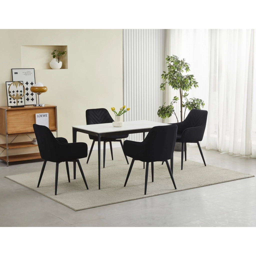 Sedia girevole Nana360 in velluto nero con gambe in metallo