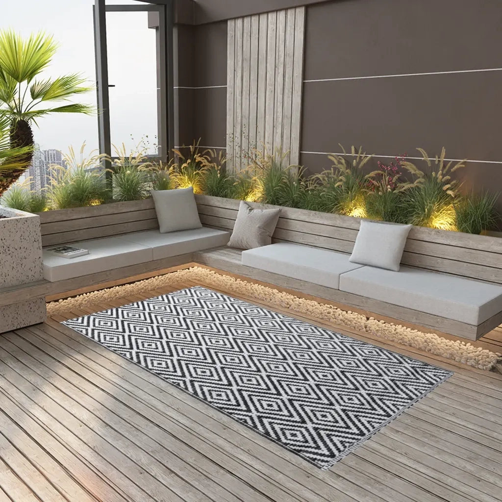 Tappeto da Esterni ARAKIL Bianco e Nero 120x180 cm in PP CFW6019070