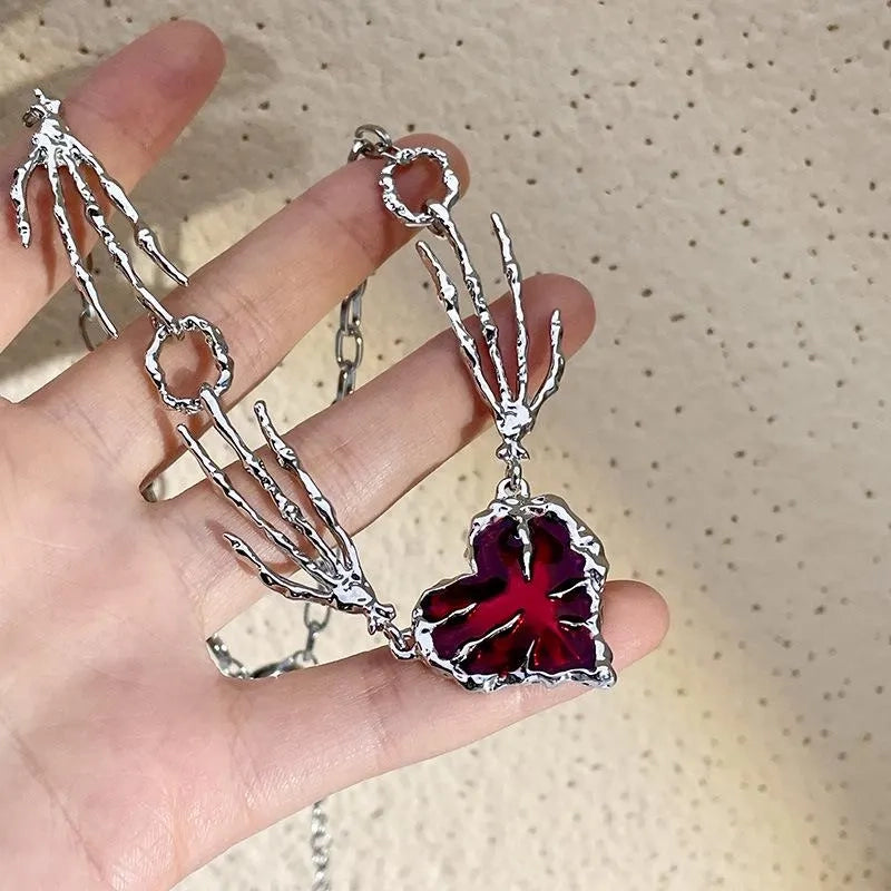 Collana con ciondolo a forma di cuore rosso fatto a mano, regalo di Natale o compleanno.