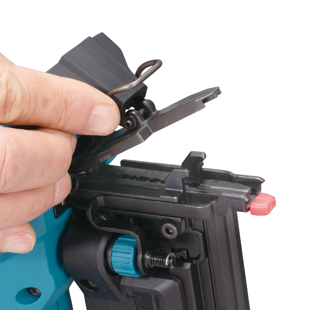 Makita DBN501ZJ – Chiodatrice 18V LXT 18 Ga per chiodi 15–50 mm solo corpo