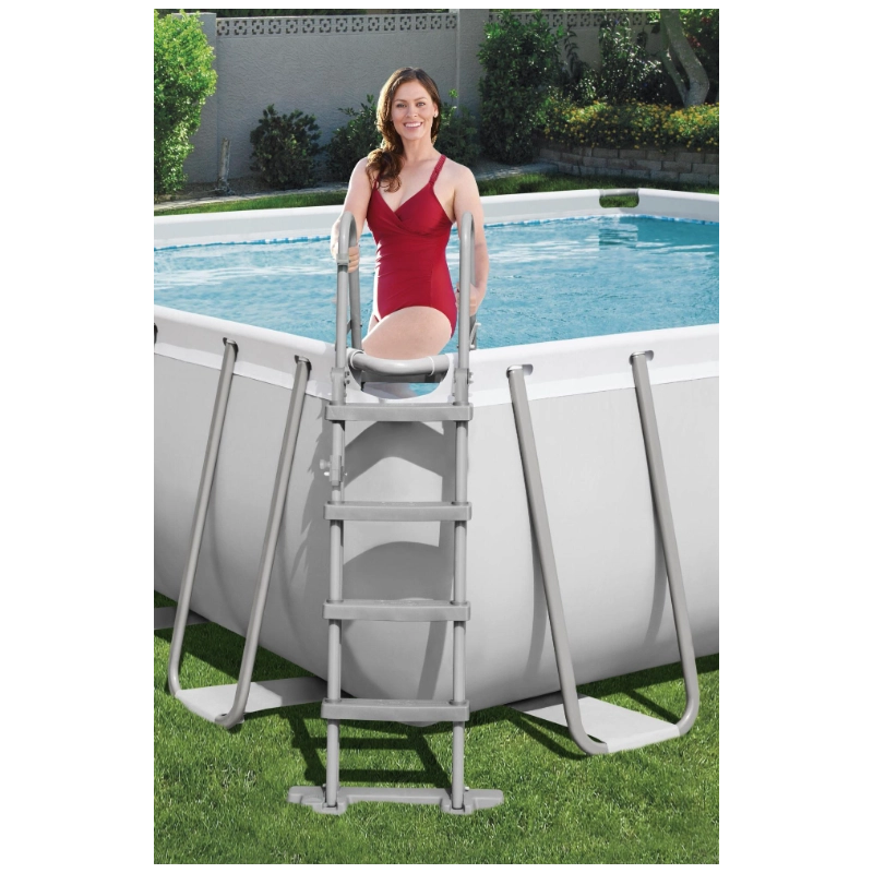 Piscina fuori terra rettangolare con telaio in acciaio e filtro a sabbia, 549x274x122 cm con scaletta e copertura capacità 15897 L - Bestway