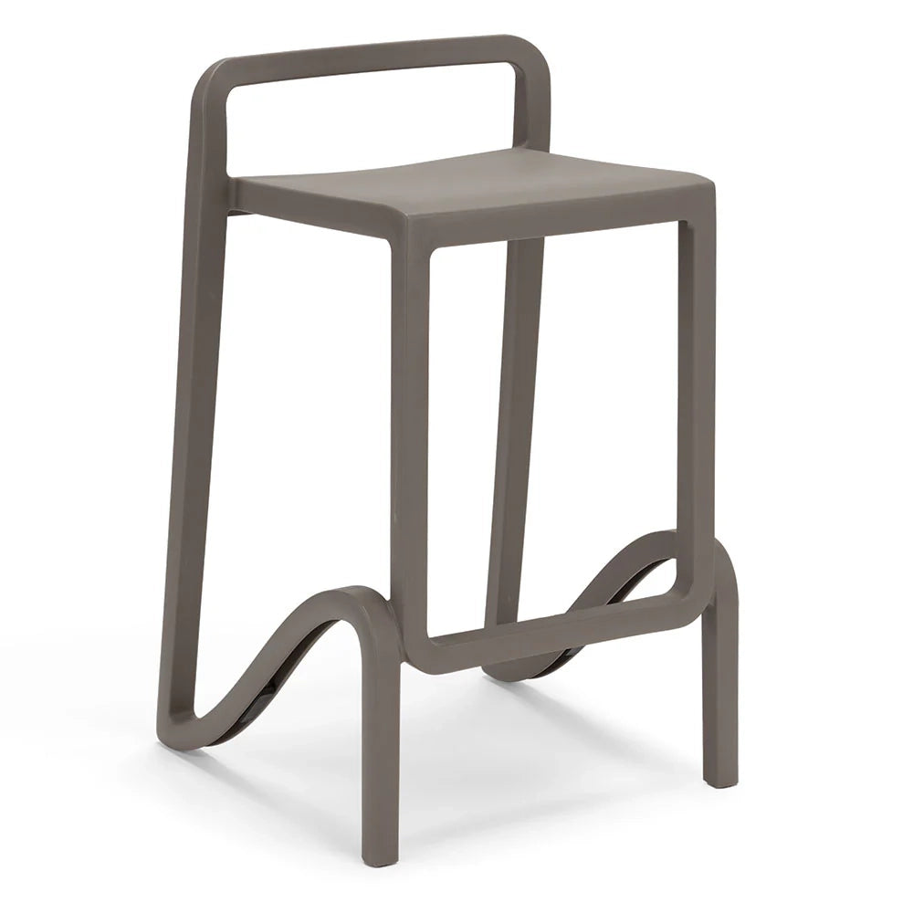 Set 4 sgabelli in polipropilene EOLO altezza seduta 65cm, impilabile, idrorepellente, resistente ai raggi UV, design moderno e innovativo, ideale per la cucina, la veranda o giardino colore Bianco